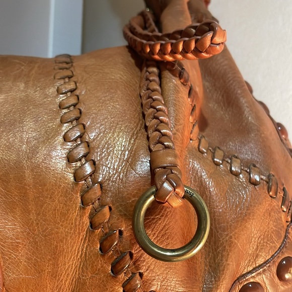 Isabella FIORE soft caramel color hobo style bag approx 16” w X 10” h 5.5” D - Picture 5 of 16